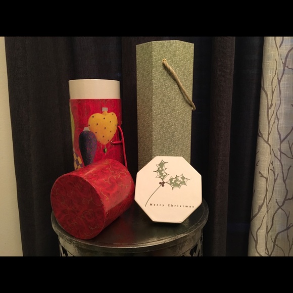 $$SOLD$$ Holiday Wine/Bottle Gift Boxes - Picture 3 of 3